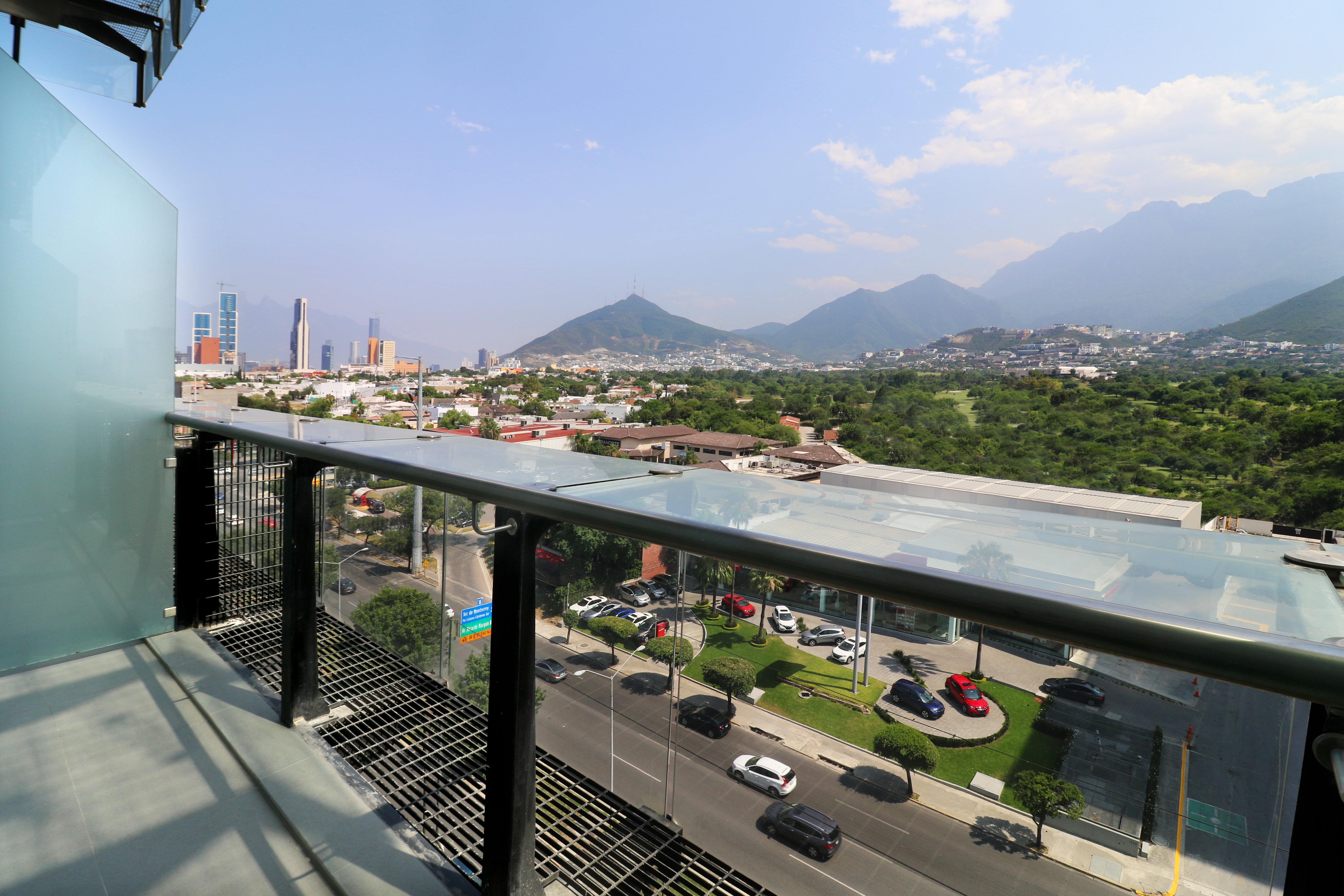 Holiday Inn Express & Suites Monterrey Valle By Ihg San Pedro Garza Garcia Zewnętrze zdjęcie