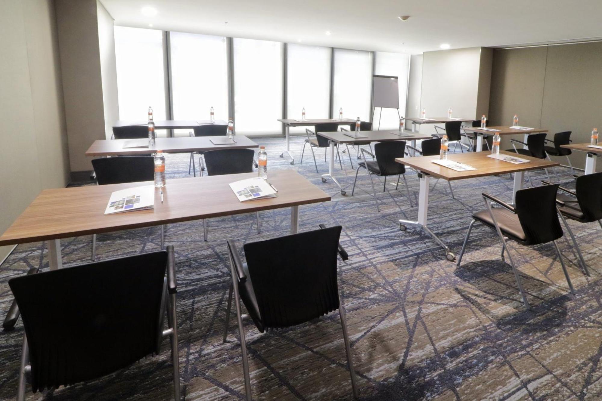 Holiday Inn Express & Suites Monterrey Valle By Ihg San Pedro Garza Garcia Zewnętrze zdjęcie